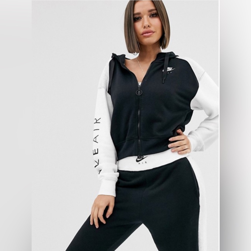 Nike Air White &  Black Cropped Womens Size Medium Zip Up Hoodie